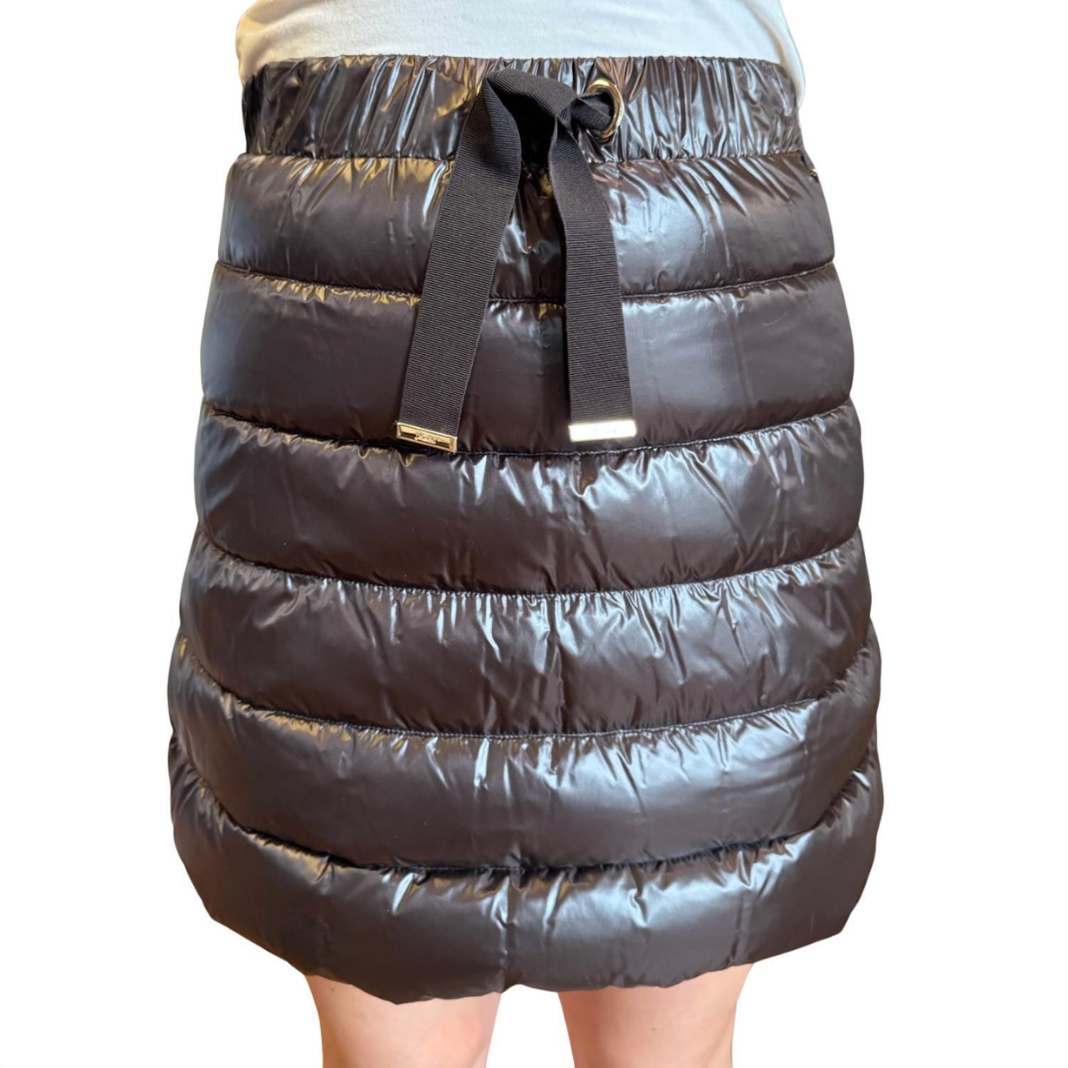 New Herno Women's Nylon Ultralight Skirt In Fondente